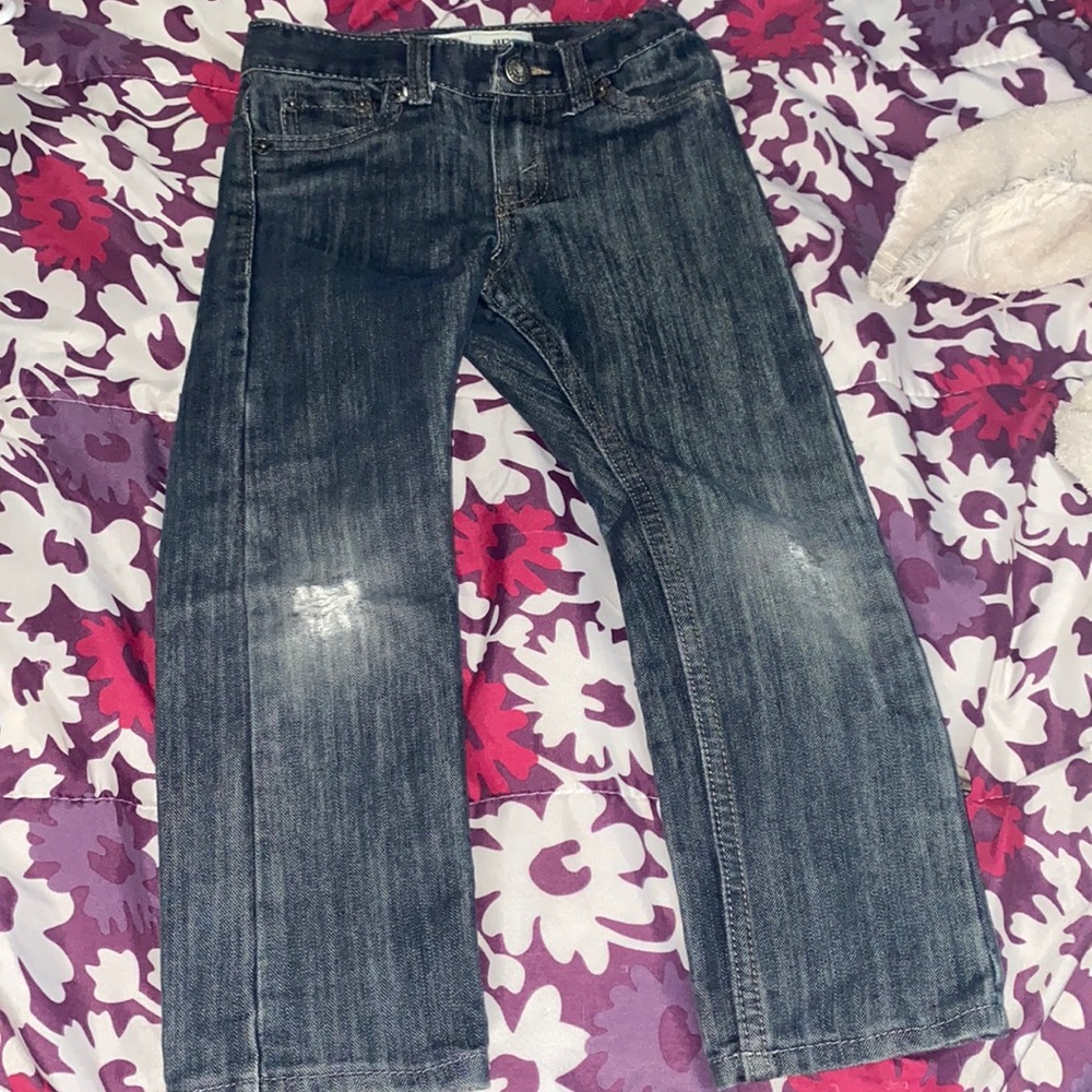Frayed Levi jeans 511 slim